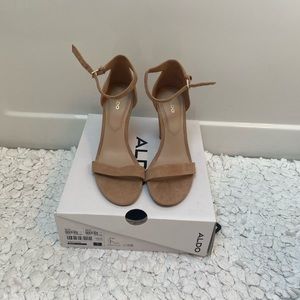 COPY - BNWT ALDO tan suede Jerayclya heels size 7
